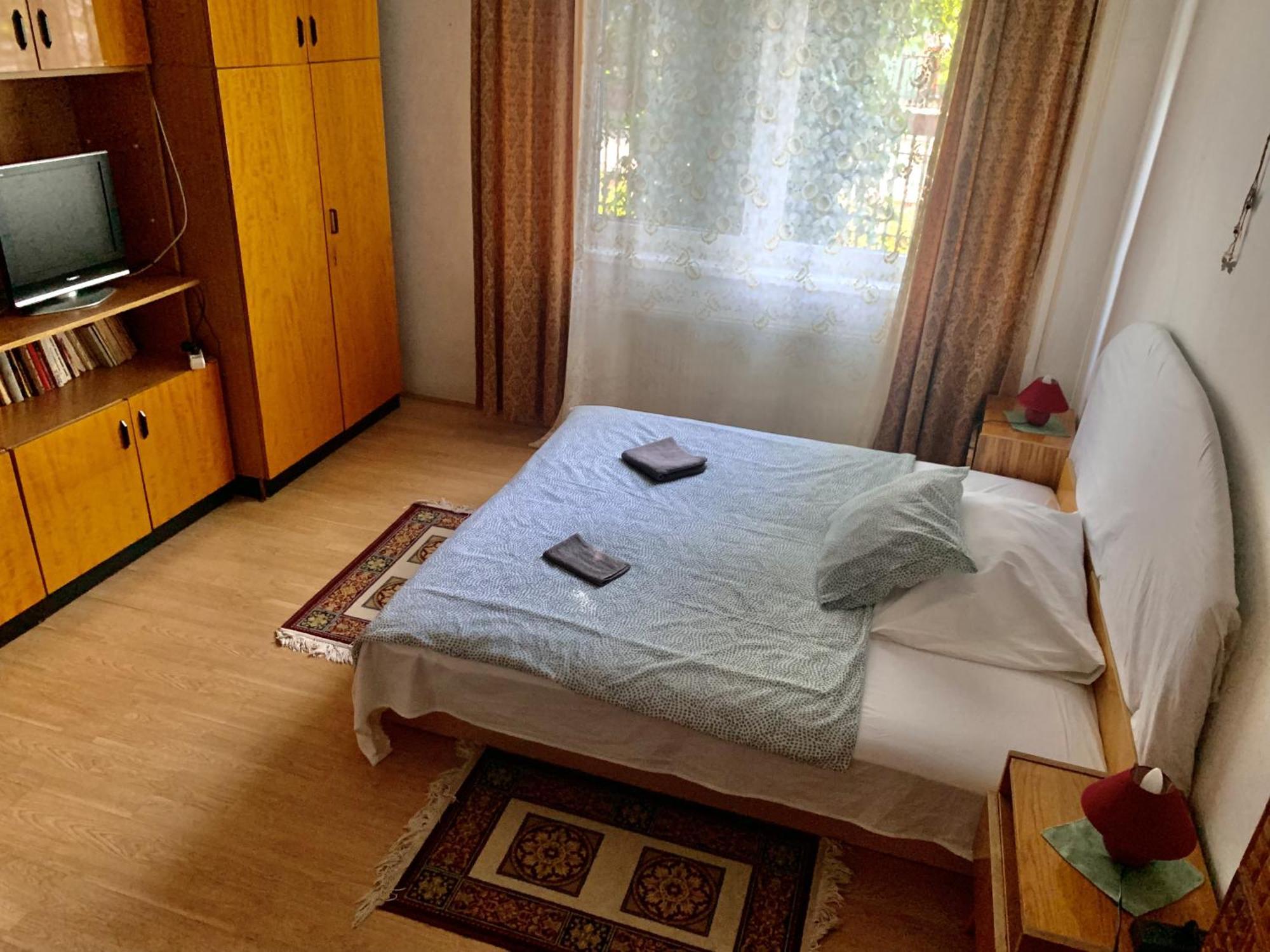 Grany'S Retro Guesthouse Near Budapest Airport 韦切什 外观 照片