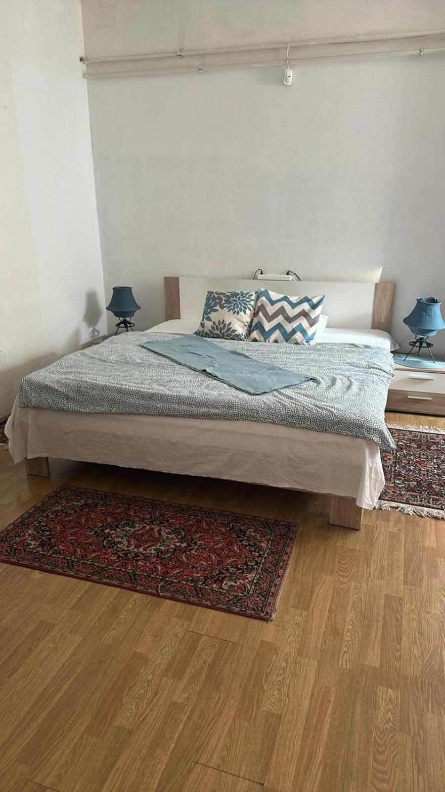 Grany'S Retro Guesthouse Near Budapest Airport 韦切什 外观 照片